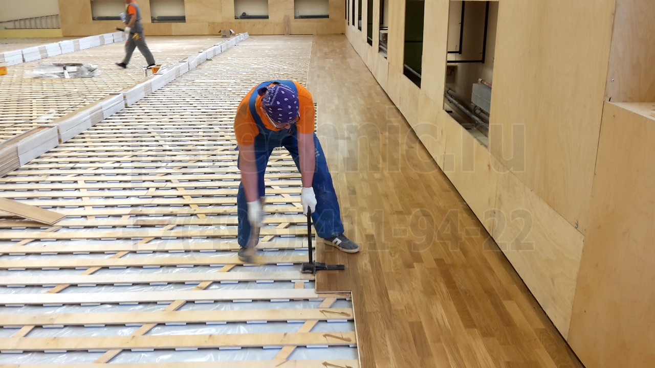 Спортивный паркет с укладкой